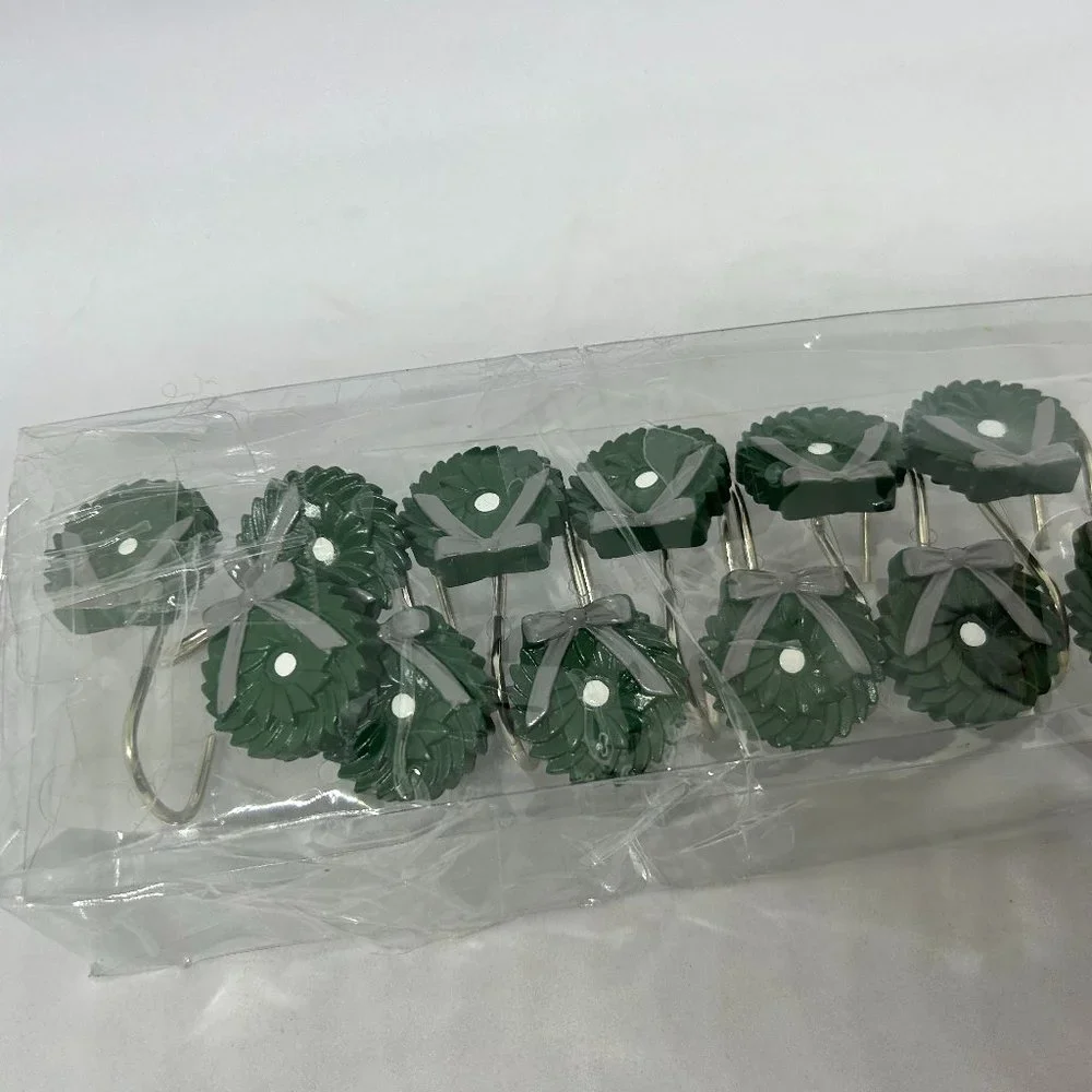Green‎ Wreath Shower Curtain Hooks 12PC Set NWOT